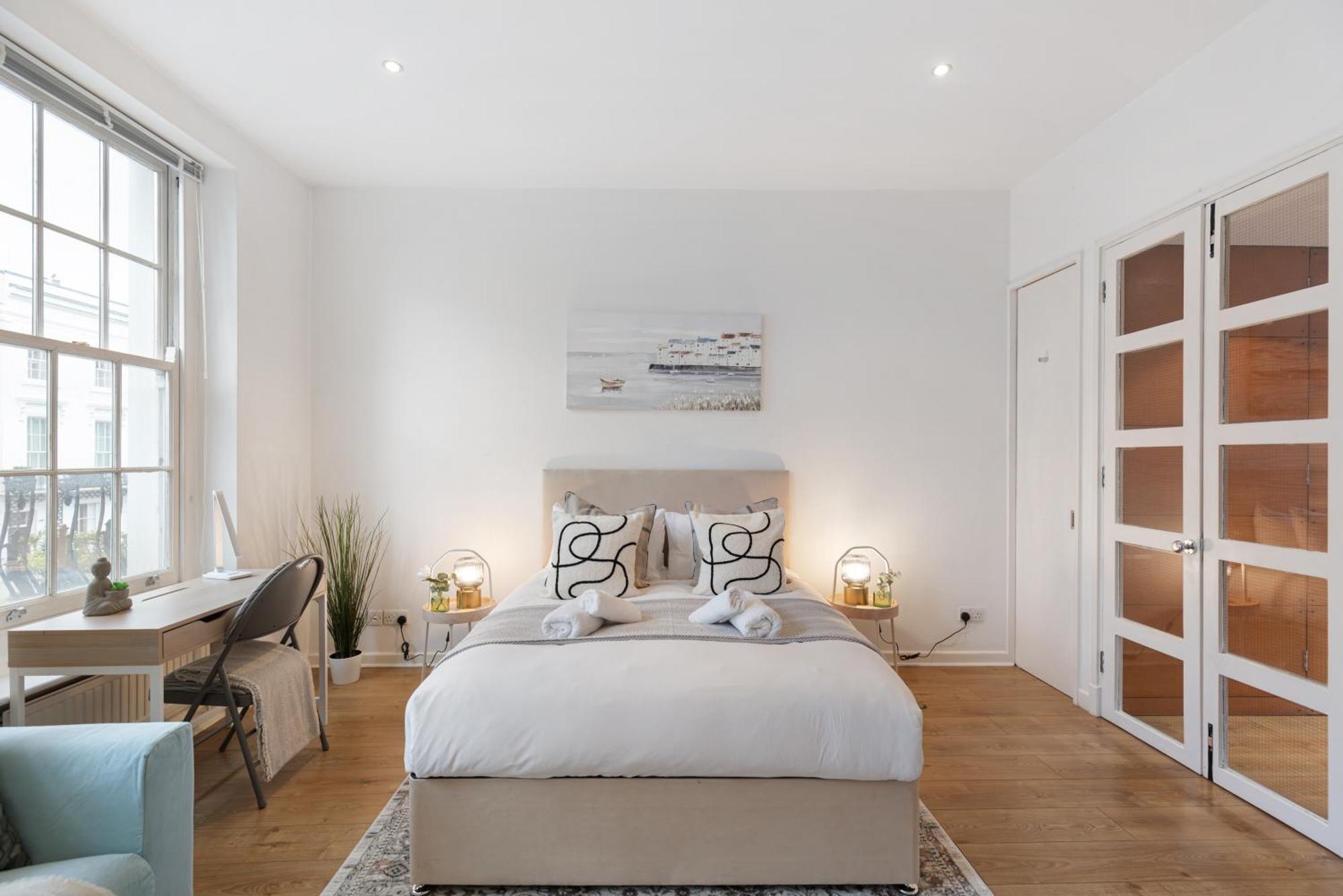 Bayswater Bliss Apartment *